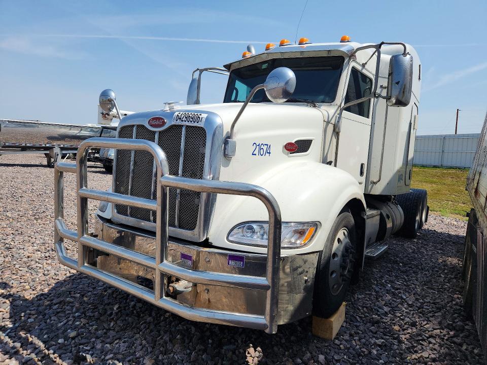 Auction sale of the 2013 Peterbilt 384, vin: 1XPVDP9X0DD187305, lot number: 64296906