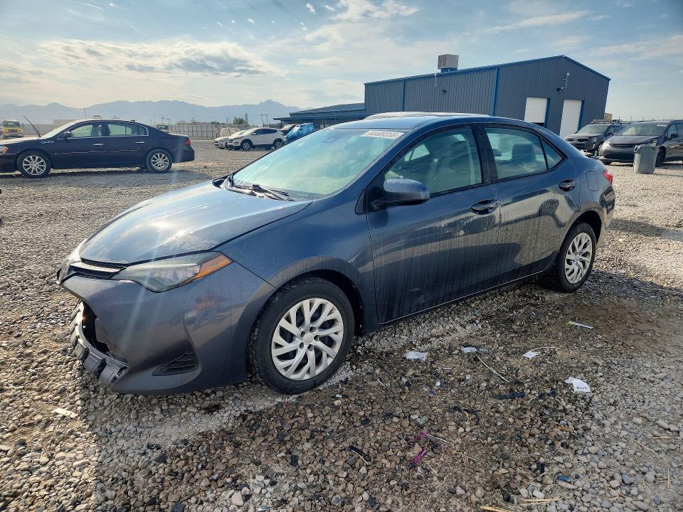 Продажа на аукционе авто 2017 Toyota Corolla, vin: 2T1BURHE1HC768623, номер лота: 64489356
