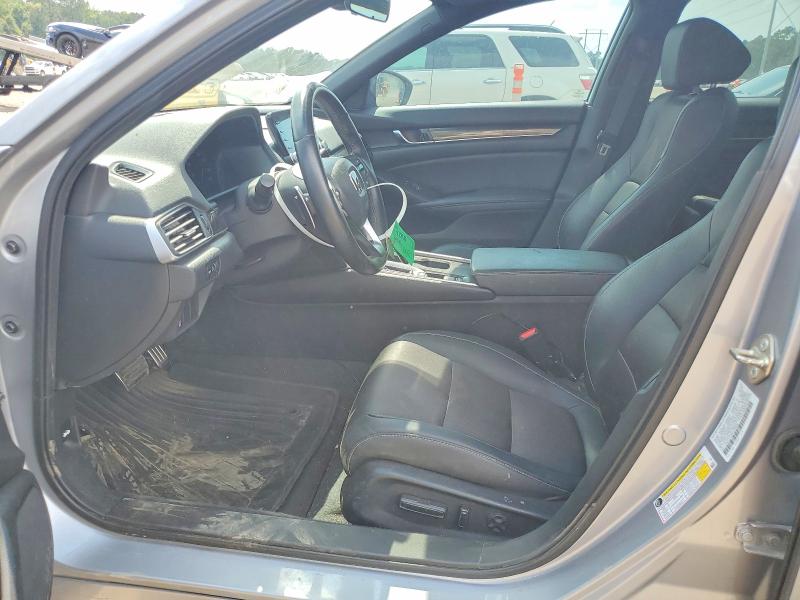 Продажа на аукционе авто 2019 Honda Accord, vin: 1HGCV1F3XKA146930, номер лота: 63988696