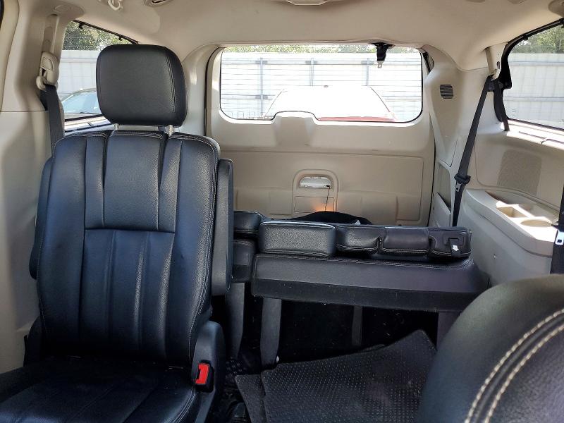 63754836 :رقم المزاد ، 2C4RC1BG4GR142589 vin ، 2016 Chrysler Town & Country مزاد بيع