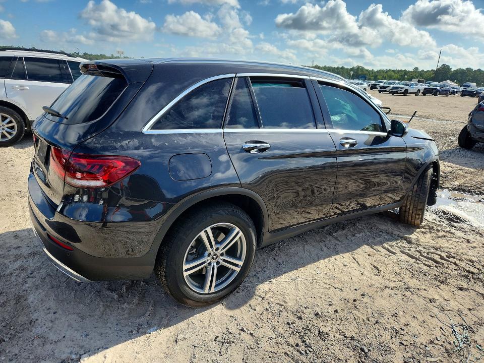 64732616 :رقم المزاد ، W1N0G8DBXMV263877 vin ، 2021 Mercedes-benz Glc مزاد بيع