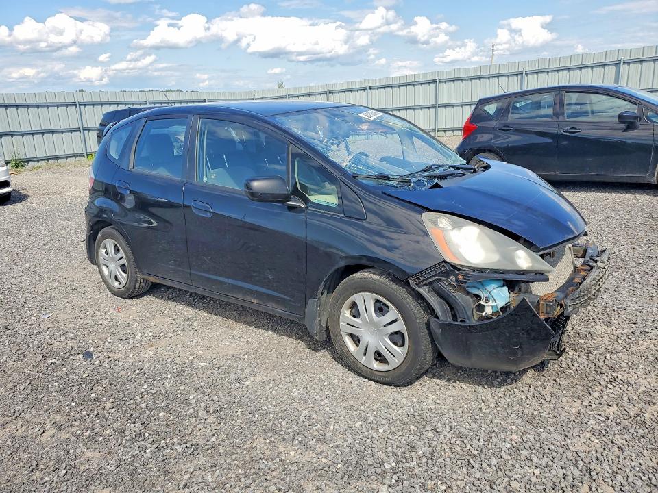 65282096 :رقم المزاد ، LUCGE8H58D3004683 vin ، 2013 Honda Fit مزاد بيع