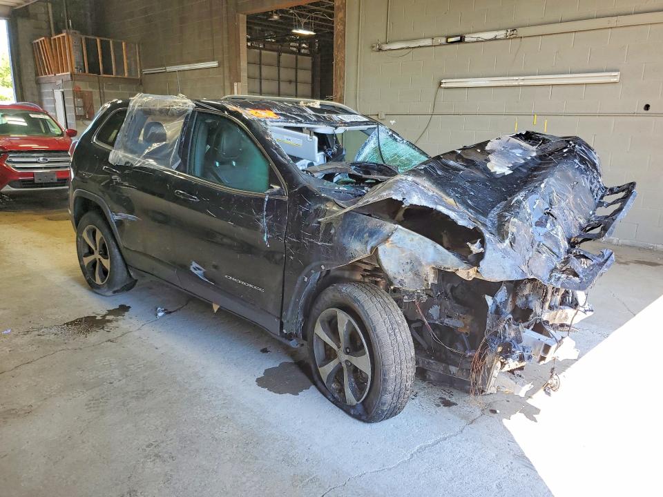 2020 Jeep Cherokee მანქანა იყიდება აუქციონზე, vin: 1C4PJMDX7LD622568, აუქციონის ნომერი: 63102406