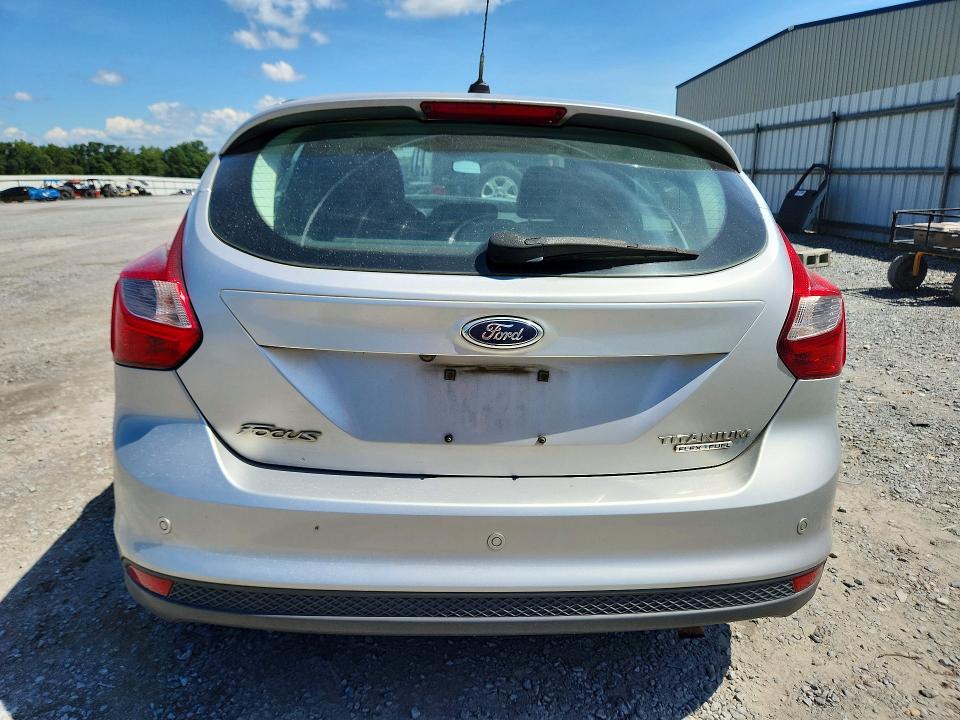 65512136 :رقم المزاد ، 1FADP3N24EL409932 vin ، 2014 Ford Focus مزاد بيع
