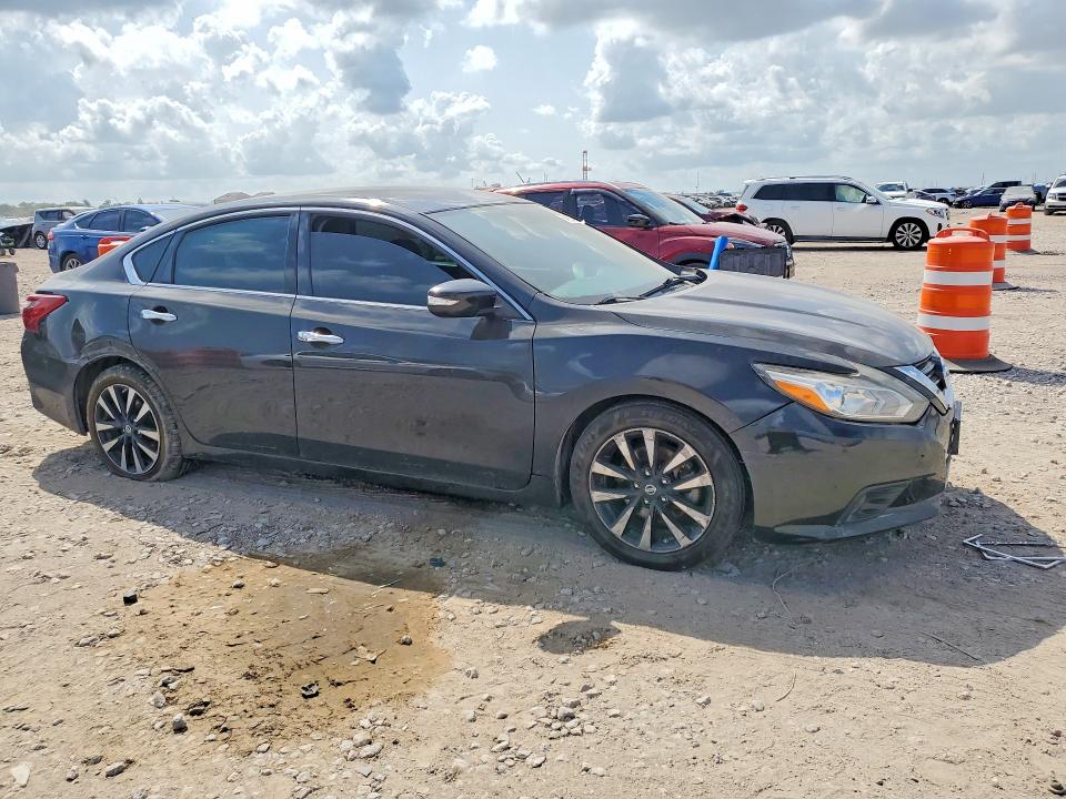 Продажа на аукционе авто 2018 Nissan Altima, vin: 1N4AL3APXJC282596, номер лота: 64103676