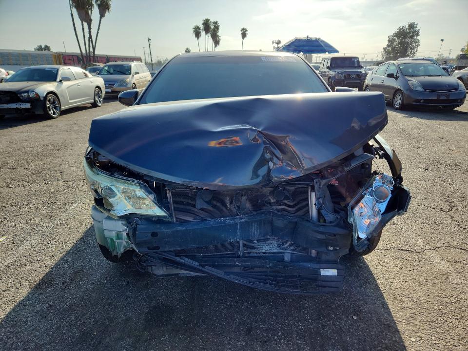 67202626 :رقم المزاد ، 4T4BF1FK9CR160463 vin ، 2012 Toyota Camry مزاد بيع