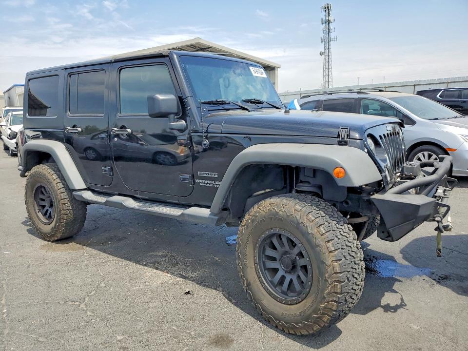 2015 Jeep Wrangler Unlimited მანქანა იყიდება აუქციონზე, vin: 1C4BJWDG7FL596778, აუქციონის ნომერი: 64969886