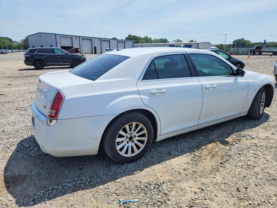 2013 Chrysler 300 მანქანა იყიდება აუქციონზე, vin: 2C3CCAAG5DH544702, აუქციონის ნომერი: 67270756
