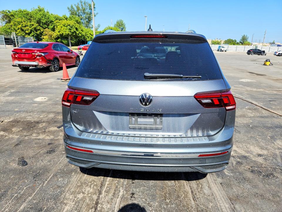 2022 Volkswagen Tiguan მანქანა იყიდება აუქციონზე, vin: 3VV3B7AX7NM075974, აუქციონის ნომერი: 65357106