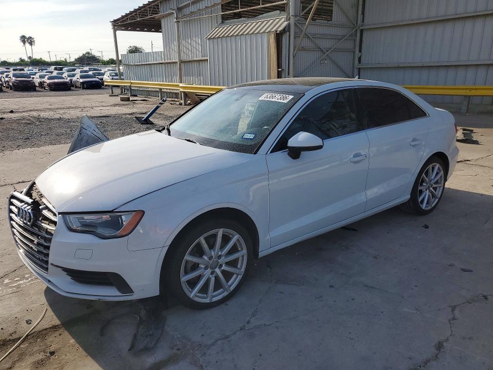 63667386 :رقم المزاد ، WAUCCGFF4F1046973 vin ، 2015 Audi A3 مزاد بيع