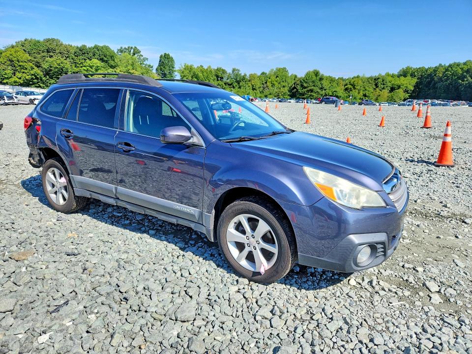 64183466 :رقم المزاد ، 4S4BRCCC1E3327725 vin ، 2014 Subaru Outback مزاد بيع