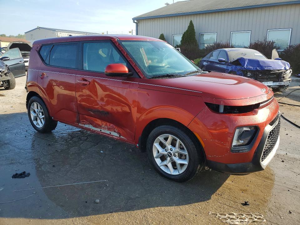 2022 Kia Soul მანქანა იყიდება აუქციონზე, vin: KNDJ23AU5N7804925, აუქციონის ნომერი: 66811756