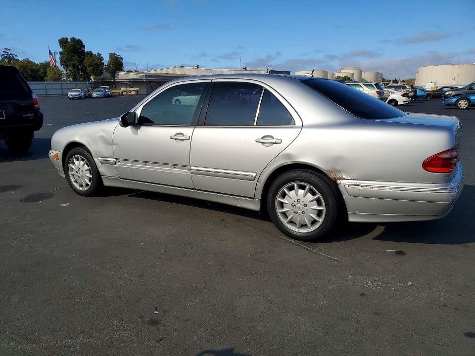 Продаж на аукціоні авто 2000 Mercedes-benz E, vin: WDBJF65J8YB090763, номер лоту: 67258896