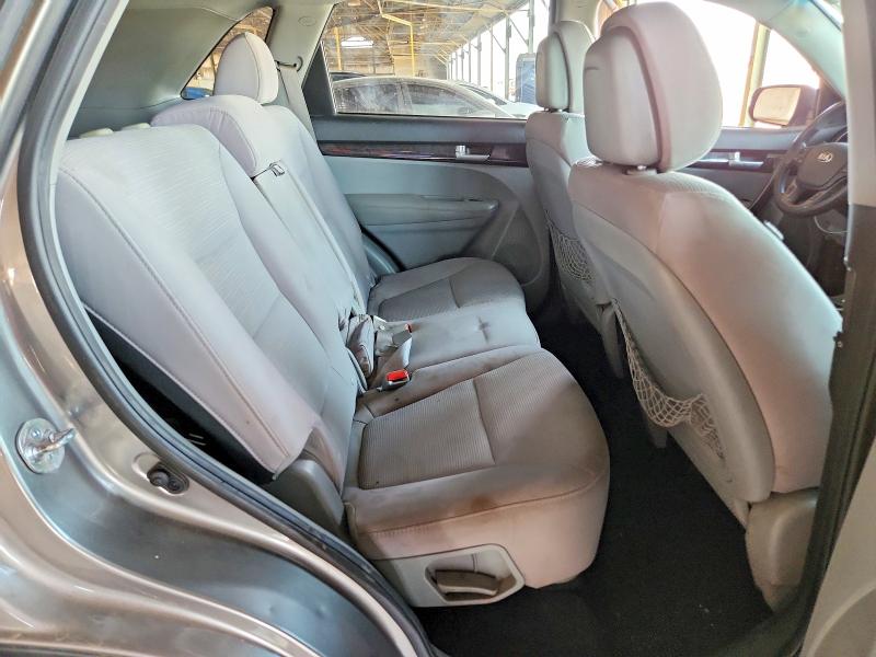 64292936 :رقم المزاد ، 5XYKT4A77EG502167 vin ، 2014 Kia Sorento مزاد بيع