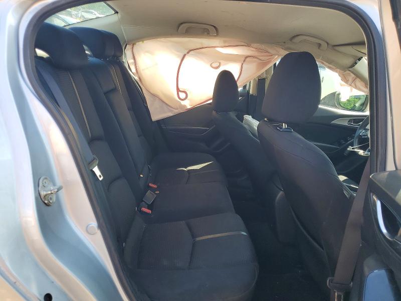 63192276 :رقم المزاد ، 3MZBN1U79HM120134 vin ، 2017 Mazda 3 مزاد بيع