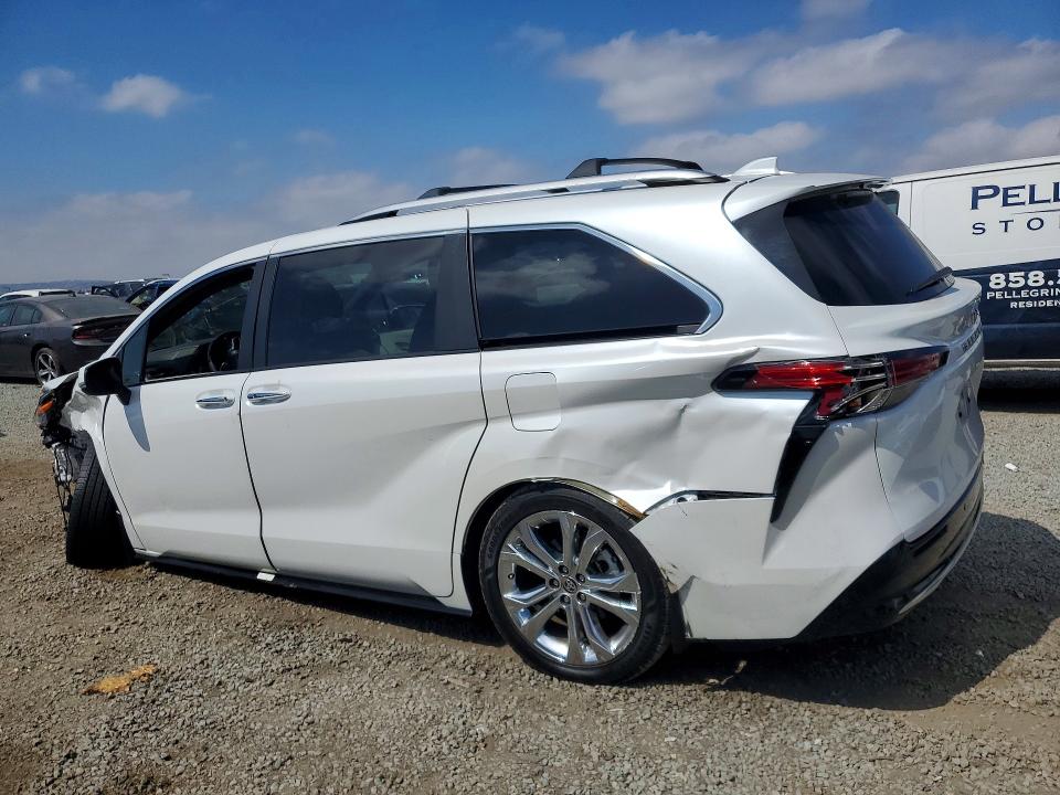 2024 Toyota Sienna მანქანა იყიდება აუქციონზე, vin: 5TDERKEC7RS223110, აუქციონის ნომერი: 64893346