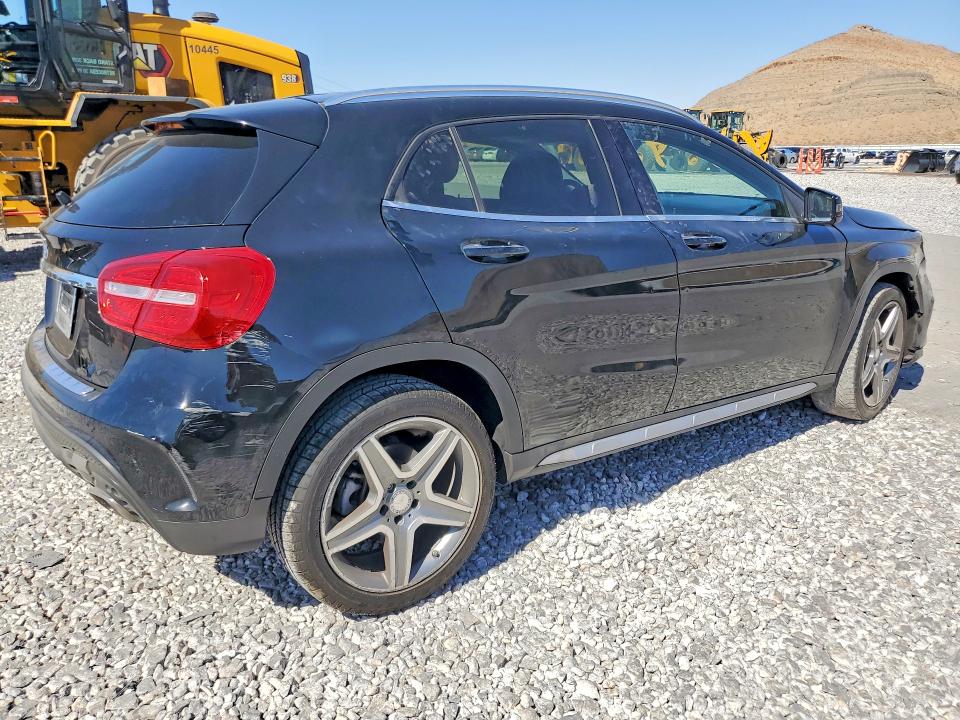 2015 Mercedes-benz Gla მანქანა იყიდება აუქციონზე, vin: WDCTG4EB7FJ171481, აუქციონის ნომერი: 63876116