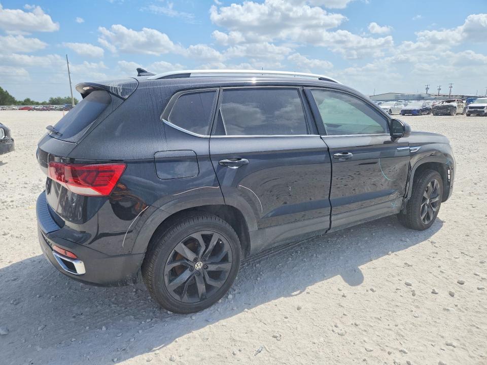 Продажа на аукционе авто 2022 Volkswagen Taos, vin: 3VV1X7B28NM011146, номер лота: 60930216