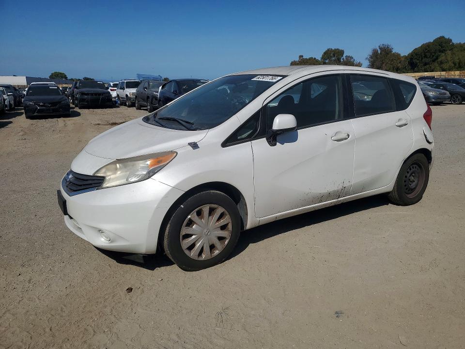 2014 Nissan Versa Note მანქანა იყიდება აუქციონზე, vin: 3N1CE2CPXEL392081, აუქციონის ნომერი: 62501766