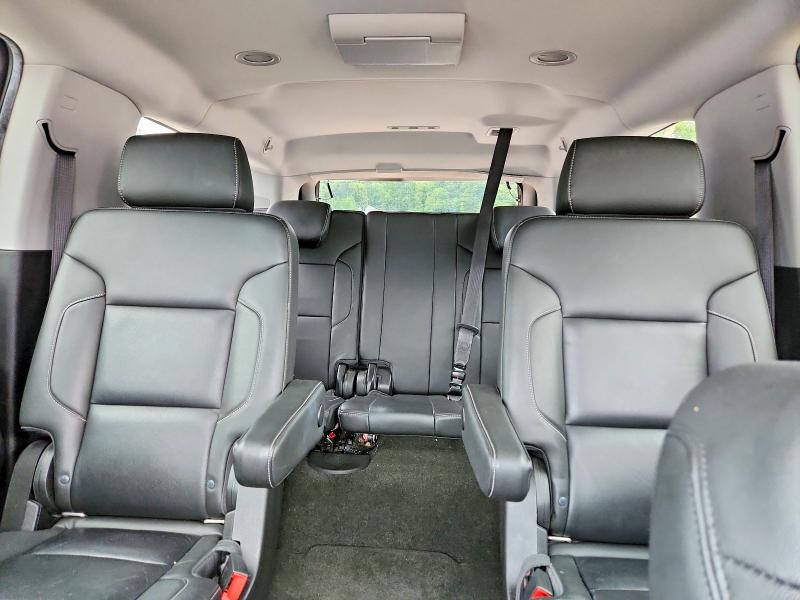 Продаж на аукціоні авто 2018 Chevrolet Suburban, vin: 1GNSKHKC3JR132621, номер лоту: 64807506