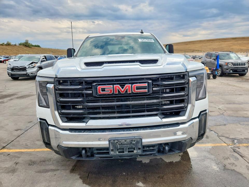 64570636 :رقم المزاد ، 1GT49LEY8RF106469 vin ، 2024 Gmc Sierra Hd مزاد بيع