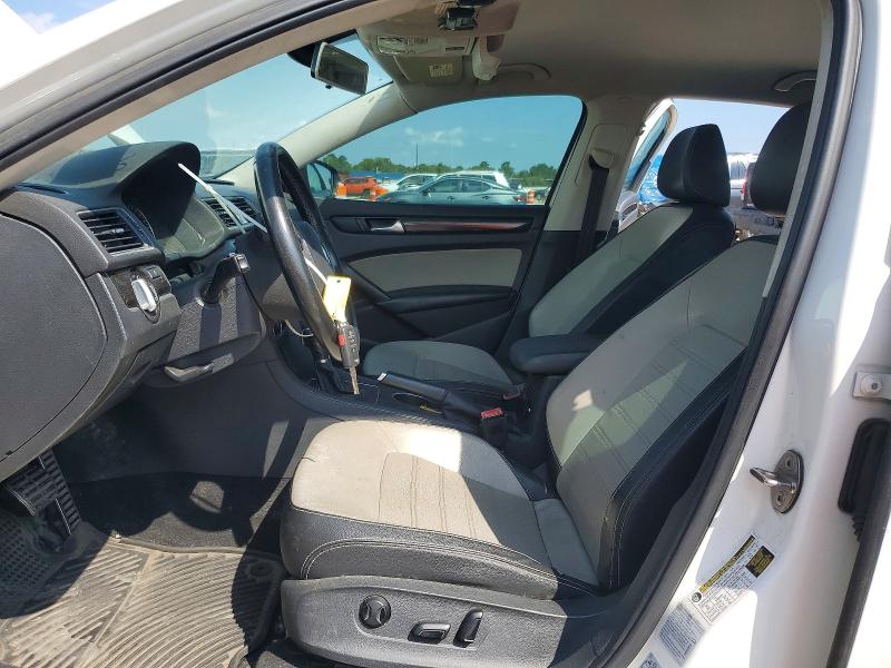67066306 :رقم المزاد ، 1VWBS7A37FC068174 vin ، 2015 Volkswagen Passat مزاد بيع