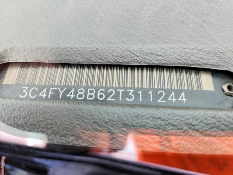 64960516 :رقم المزاد ، 3C4FY48B62T311244 vin ، 2002 Chrysler Pt Cruiser مزاد بيع