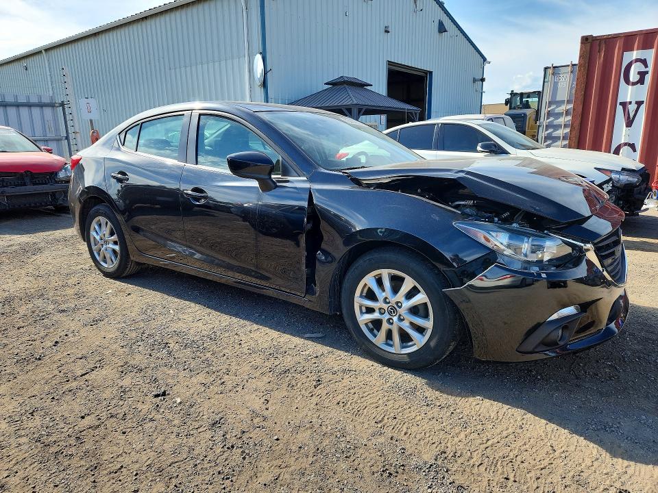 65497816 :رقم المزاد ، 3MZBM1V78FM231238 vin ، 2015 Mazda 3 مزاد بيع