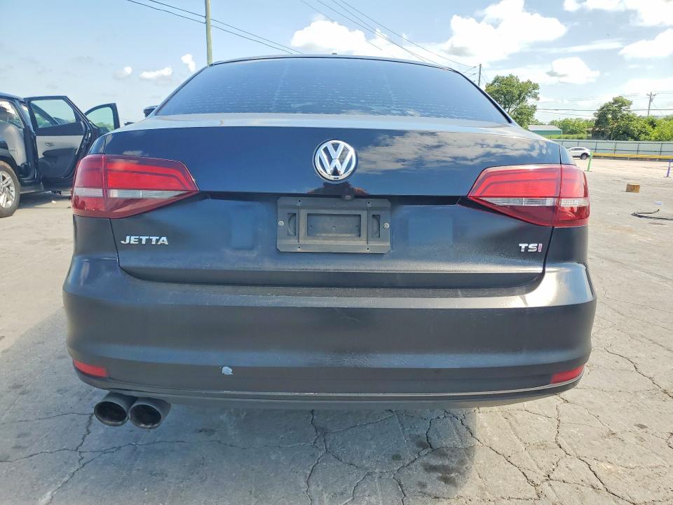 63366956 :رقم المزاد ، 3VW2B7AJ8HM313791 vin ، 2017 Volkswagen Jetta مزاد بيع
