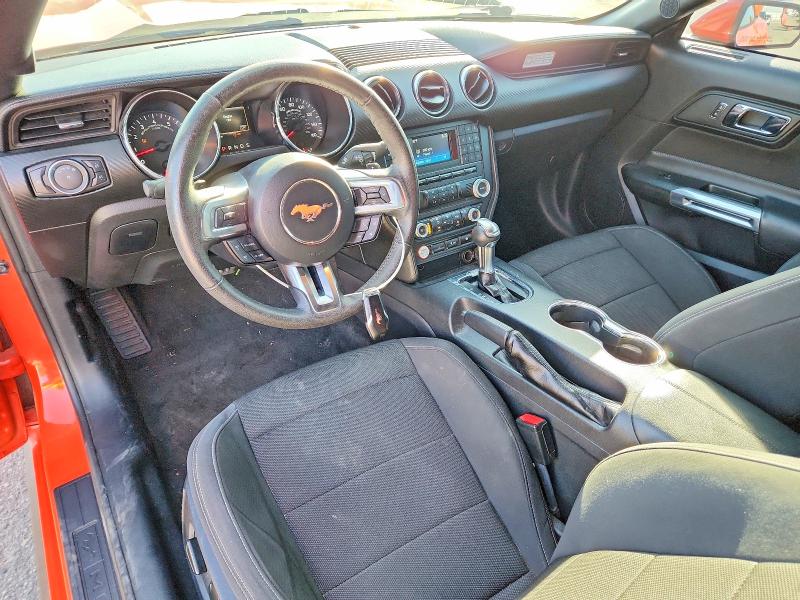 66138826 :رقم المزاد ، 1FATP8EMXF5385488 vin ، 2015 Ford Mustang مزاد بيع