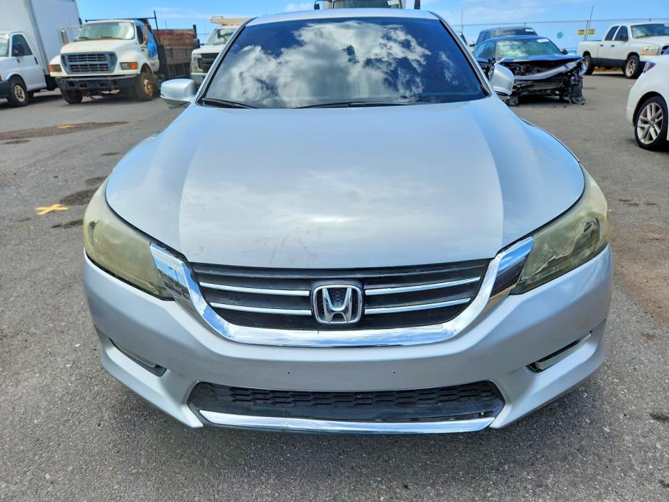 2014 Honda Accord მანქანა იყიდება აუქციონზე, vin: 1HGCR3F88EA031789, აუქციონის ნომერი: 67409876