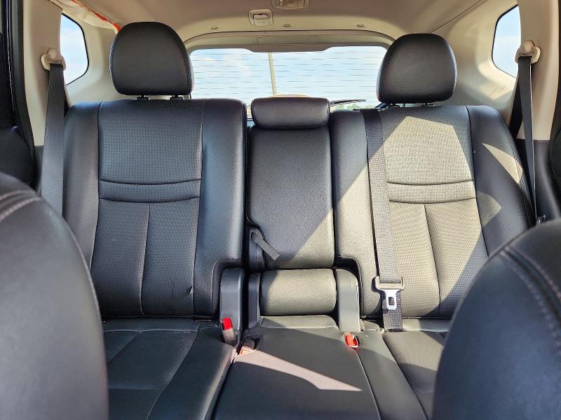 64259626 :رقم المزاد ، 5N1AT2MV8KC827786 vin ، 2019 Nissan Rogue مزاد بيع
