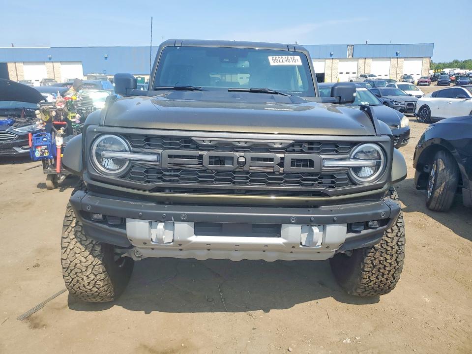 Продажа на аукционе авто 2025 Ford Bronco, vin: 1FMEE0RR7SLB73911, номер лота: 66224616