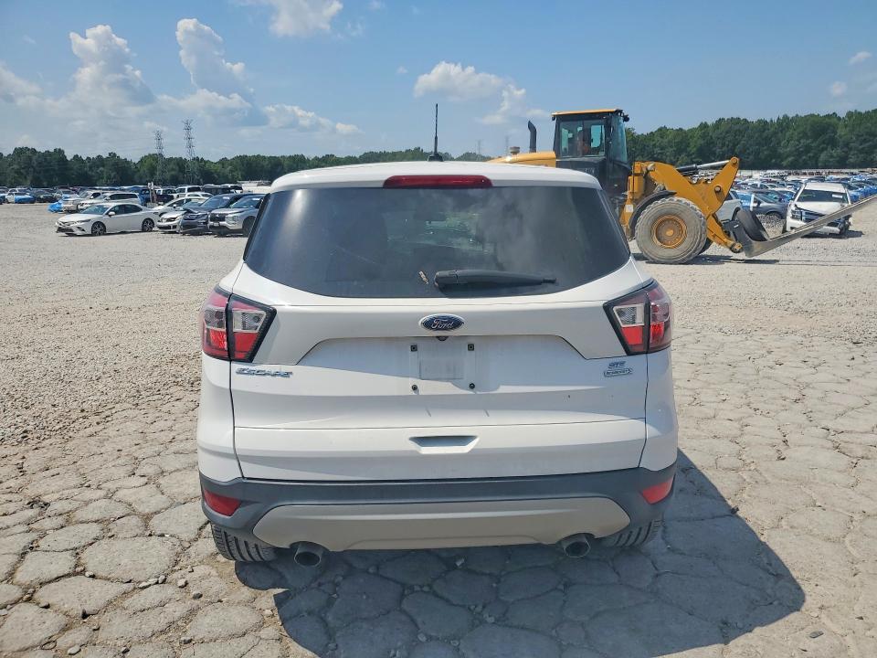2017 Ford Escape მანქანა იყიდება აუქციონზე, vin: 1FMCU0G97HUC96737, აუქციონის ნომერი: 64441156