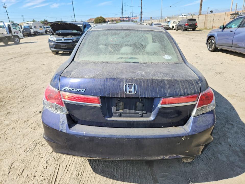 65667176 :رقم المزاد ، 1HGCP2F33BA037693 vin ، 2011 Honda Accord مزاد بيع