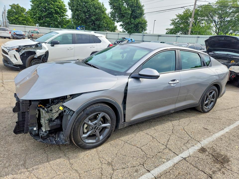 Продаж на аукціоні авто 2025 Kia K4, vin: 3KPFT4DE6SE142734, номер лоту: 65392886