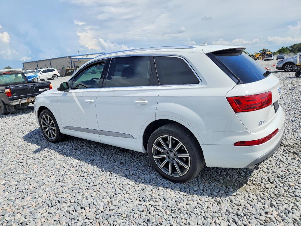 Продажа на аукционе авто 2017 Audi Q7, vin: WA1VAAF76HD056178, номер лота: 65902816