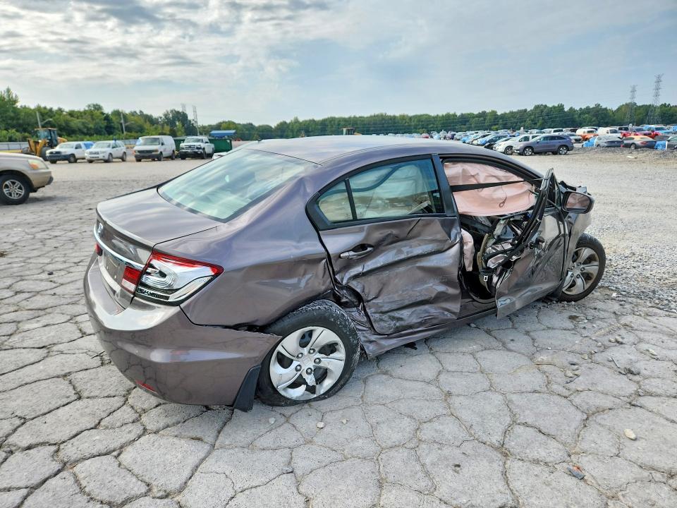 66451406 :رقم المزاد ، 19XFB2F57FE257031 vin ، 2015 Honda Civic مزاد بيع