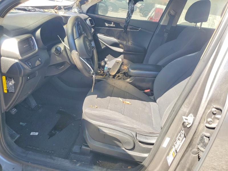 65853156 :رقم المزاد ، 5XYPG4A3XHG331412 vin ، 2017 Kia Sorento مزاد بيع