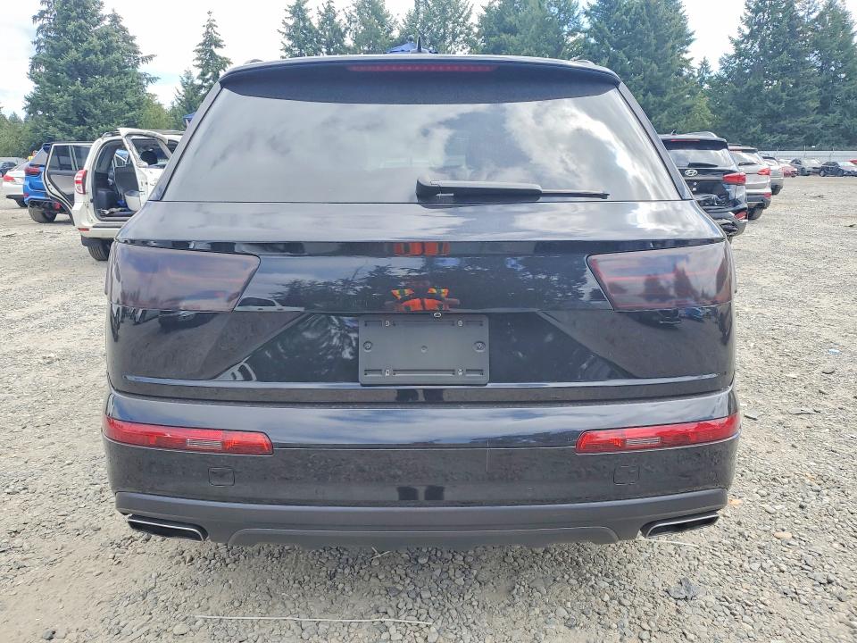 Продаж на аукціоні авто 2017 Audi Q7, vin: WA1VAAF78HD020654, номер лоту: 64288886
