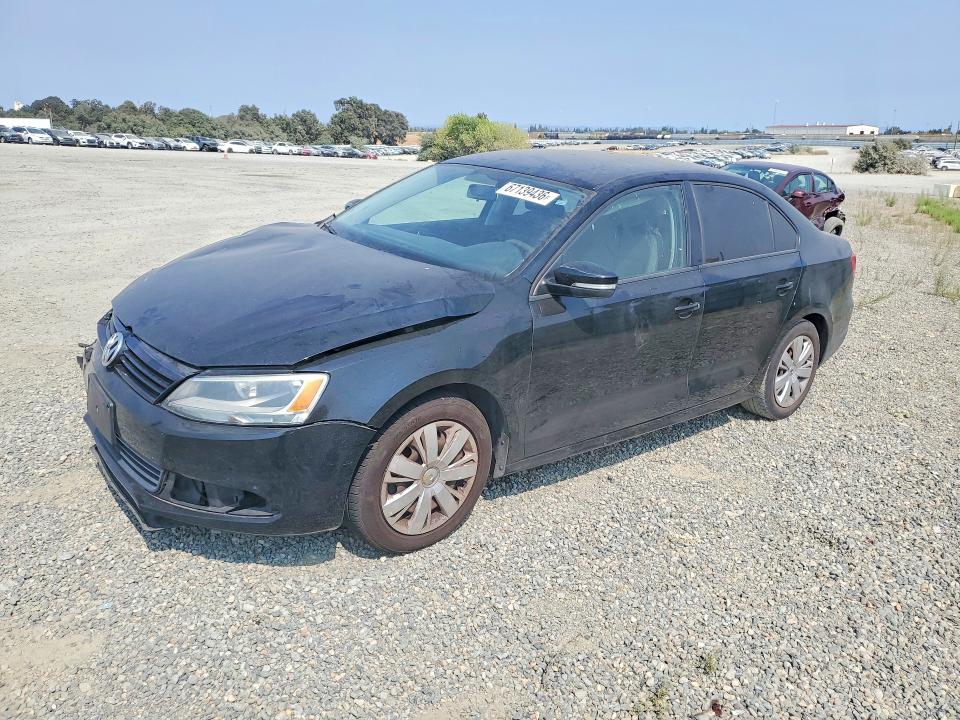 67139436 :رقم المزاد ، 3VWDP7AJ3CM413140 vin ، 2012 Volkswagen Jetta مزاد بيع