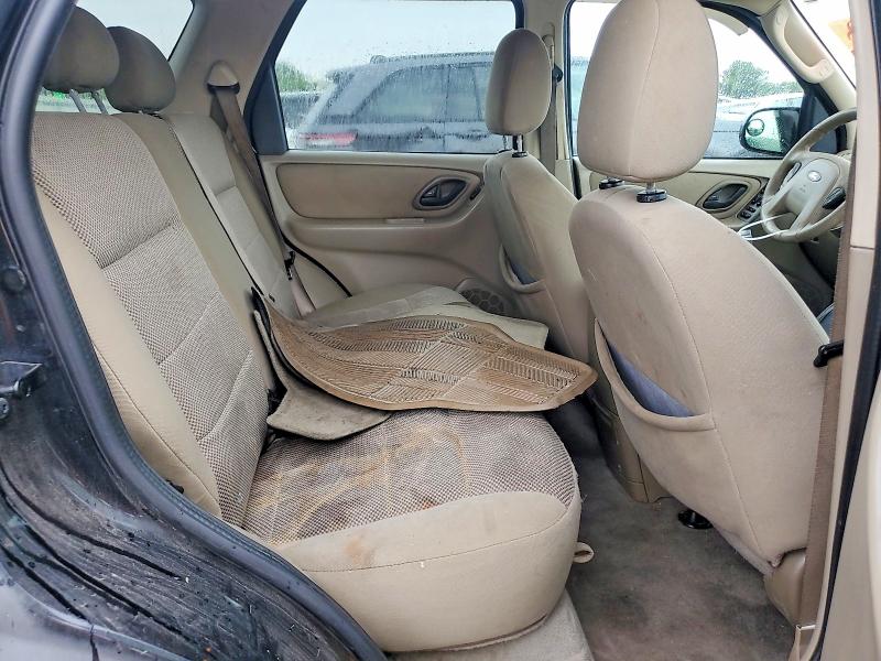 2005 Ford Escape მანქანა იყიდება აუქციონზე, vin: 1FMYU93165KA55785, აუქციონის ნომერი: 64699326
