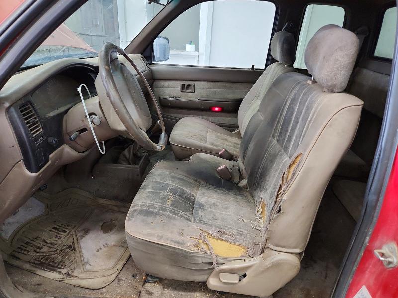 Auction sale of the 2000 Toyota Tacoma, vin: 4TAVL52N3YZ659597, lot number: 63770286