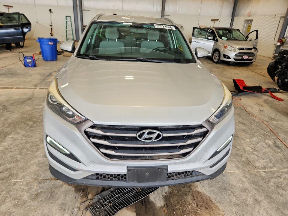 63823006 :رقم المزاد ، KM8J3CA47GU259064 vin ، 2016 Hyundai Tucson مزاد بيع
