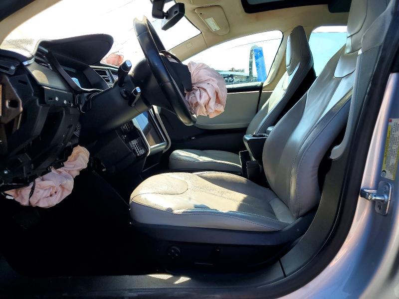 65037106 :رقم المزاد ، 5YJSA1H18EFP51512 vin ، 2014 Tesla Model S مزاد بيع