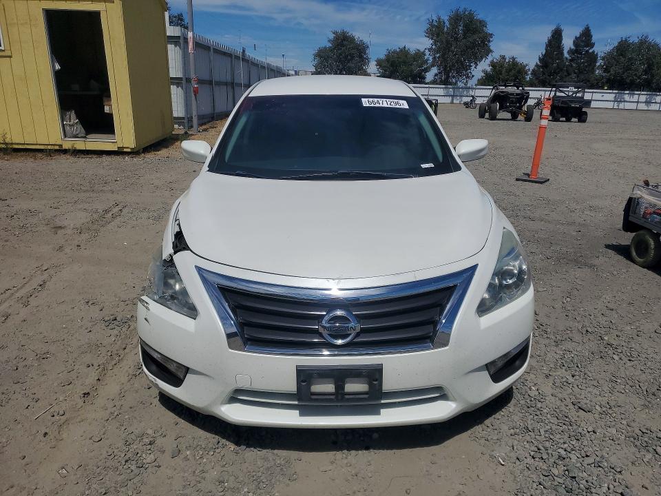 66471296 :رقم المزاد ، 1N4AL3AP1EC319072 vin ، 2014 Nissan Altima مزاد بيع