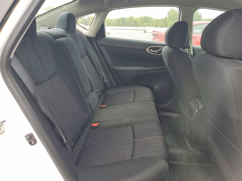 Продаж на аукціоні авто 2018 Nissan Sentra, vin: 3N1AB7AP2JL660924, номер лоту: 62897656