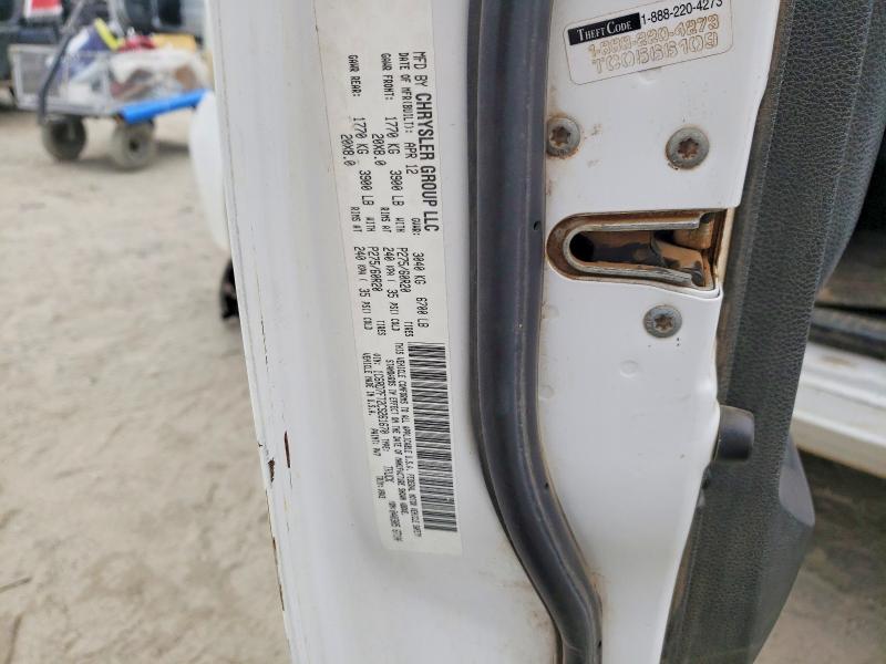 64988756 :رقم المزاد ، 1C6RD7FT2CS261670 vin ، 2012 Dodge Ram 1500 مزاد بيع