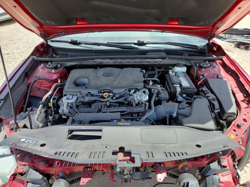 64279586 :رقم المزاد ، 4T1C11AK2NU642246 vin ، 2022 Toyota Camry مزاد بيع