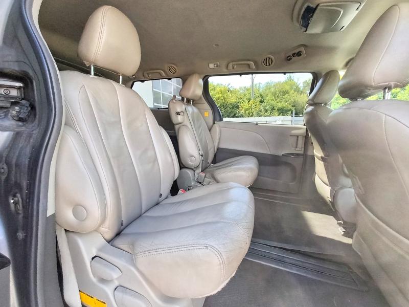 Продаж на аукціоні авто 2011 Toyota Sienna, vin: 5TDKK3DCXBS004713, номер лоту: 66831706